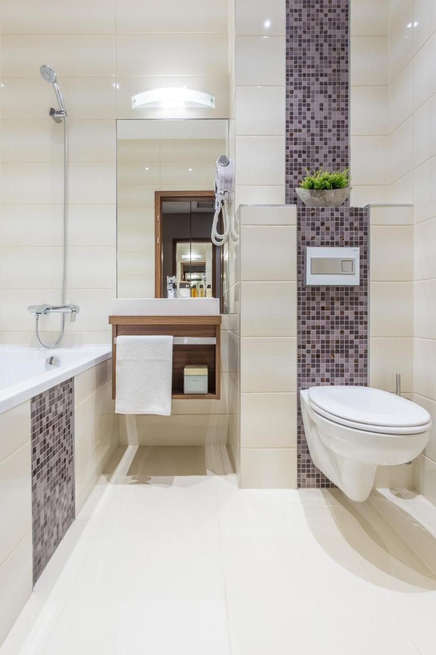 Outlet Hotel Polgár Dış mekan fotoğraf