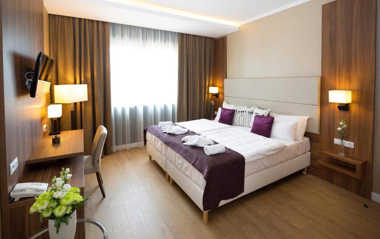 Outlet Hotel Polgár Dış mekan fotoğraf